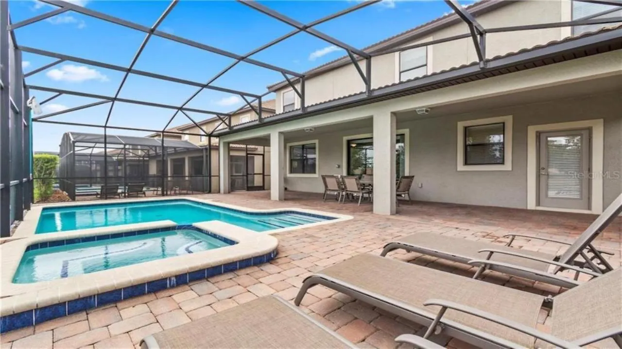 Rolling Skies 9Br Pool & Spa Near Disney Davenport